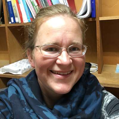 Porträt Esther-Maria Guggenmos