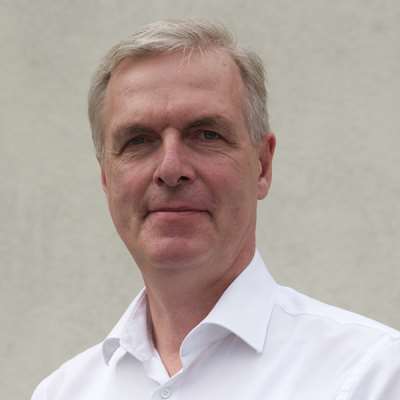 Roland Knillmann